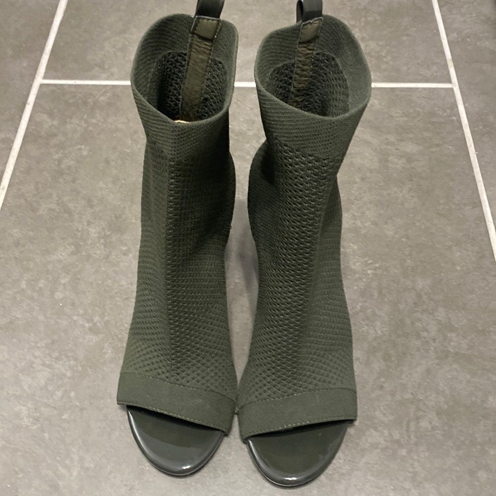 Women’s Catherine Malandrino heels